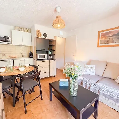 Petit T2 A Six Fours Proche Dans Apartman *